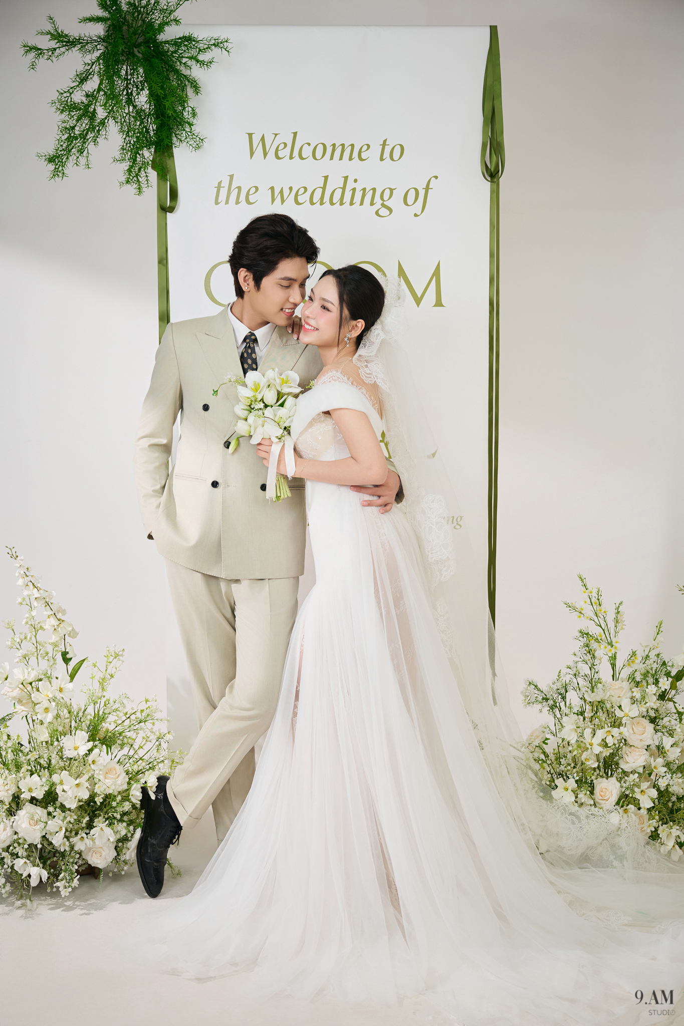 Cặp đôi trong bộ ảnh cưới do Nari Wedding thực hiện